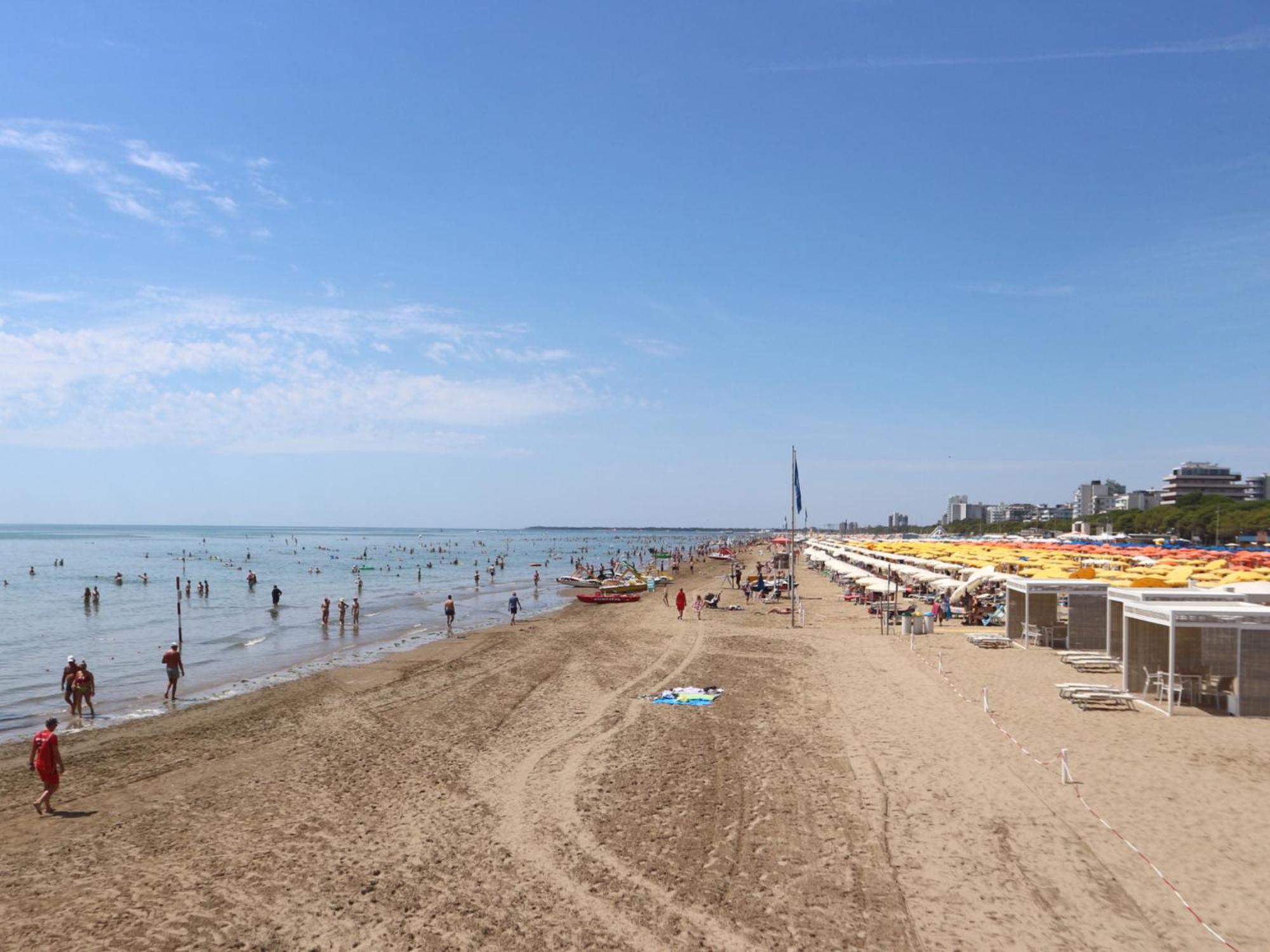 Marco Polo Apartment Lignano Sabbiadoro Exterior photo